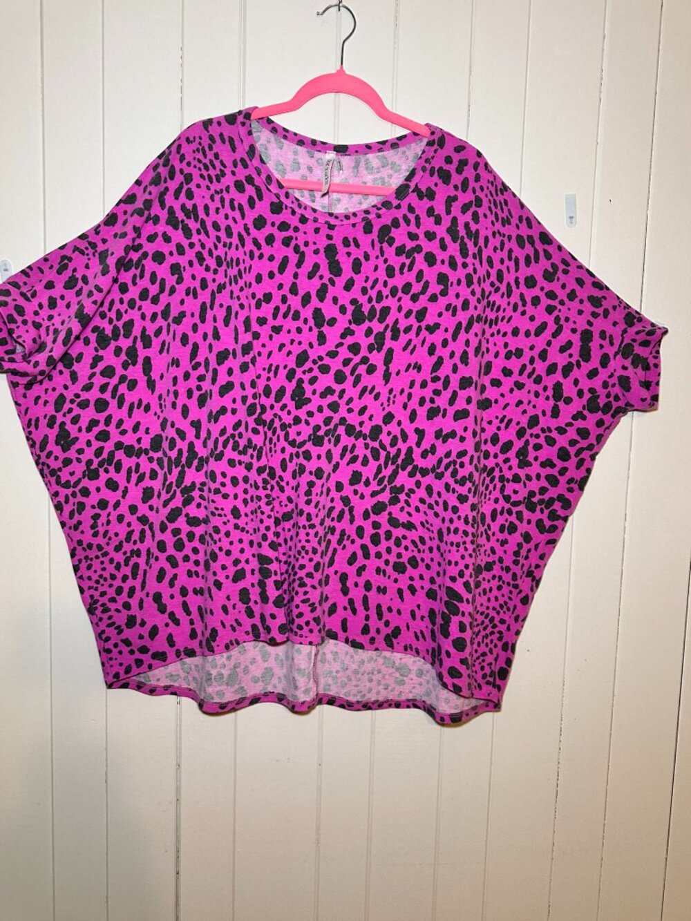 Dear Scarlett Pink Neon Tie Dye Leopard Print Dolman Sleeve Top - Picture 4 of 4